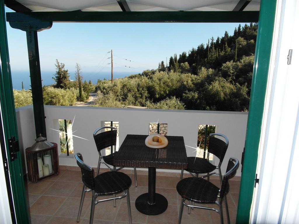 Ionian Villas Áyios Nikítas Pokoj fotografie